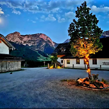 Chalet Flichtlhof Huette Abtenau